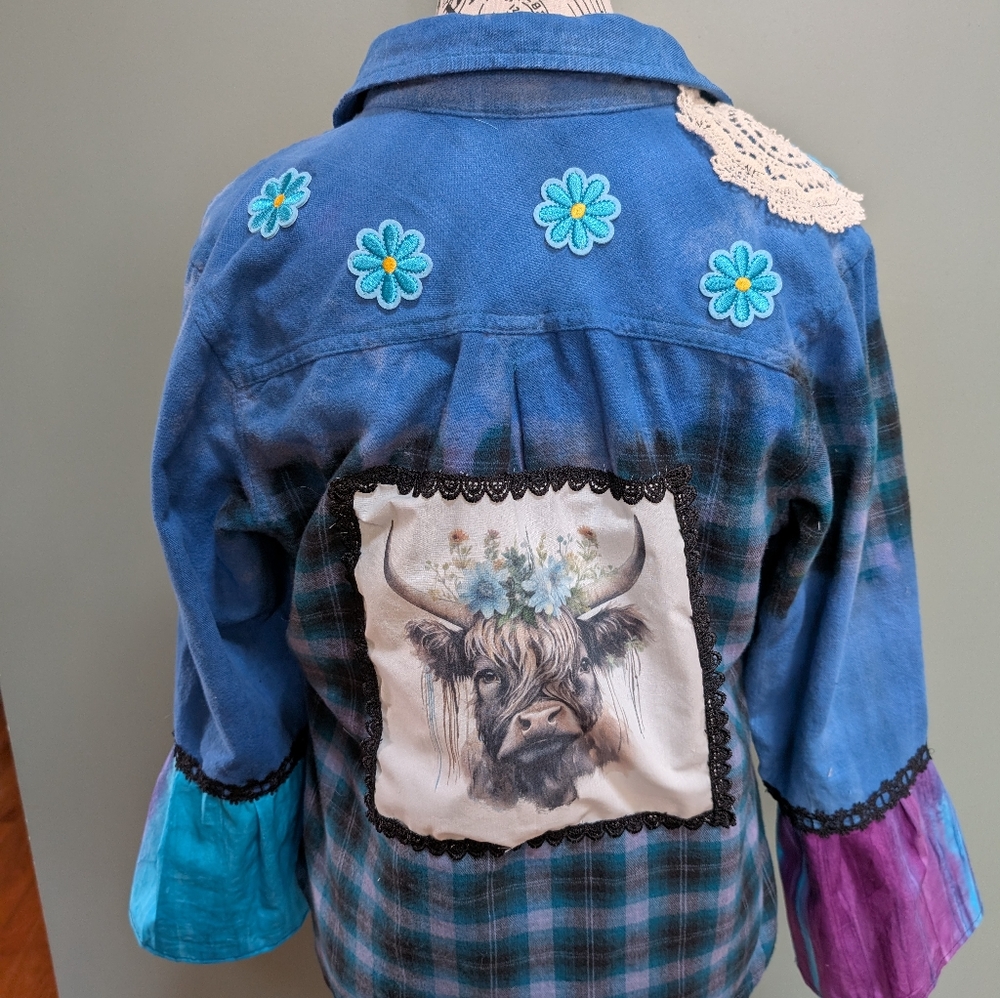 Upcycled Flannel shirt - Picture 2 of 5